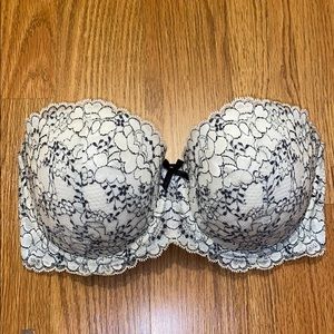 Victoria secret strapless white and black lace bra
